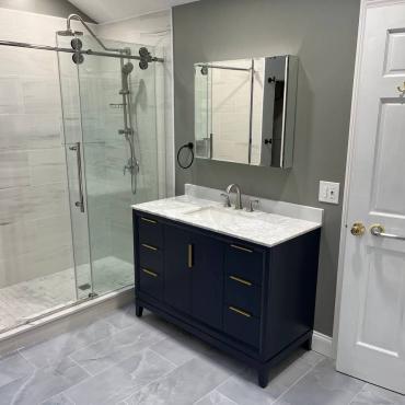 Masterful Bathroom Renovation with Custom Walk-In Shower