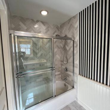 Weston Elegance: Bathroom Tile and Paint Refresh