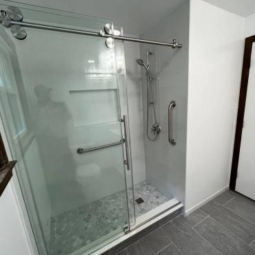 Billerica Bath Bliss: A Modern Walk-In Shower Transformation