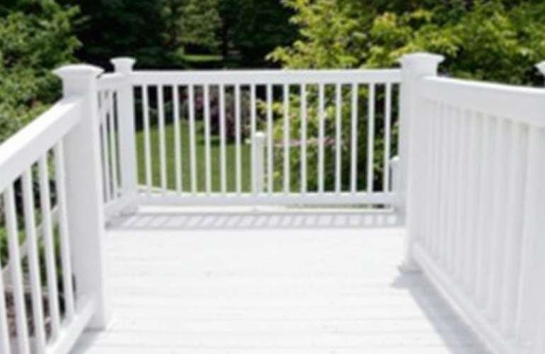The Premier Deck Construction Contractors Near Weston, MA: Taking Your Outdoors to The Next Level