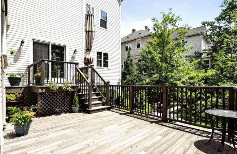 Discover the Finest Deck Contractors Near Boston, MA