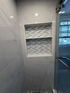 needham-2nd-floor-bathroom-full-length-shower-niche-detail